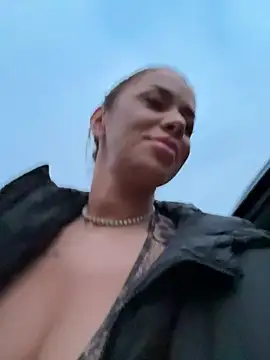 KirstieVegas live sex cam