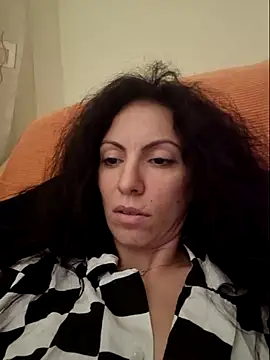 Emmatoo live sex cam