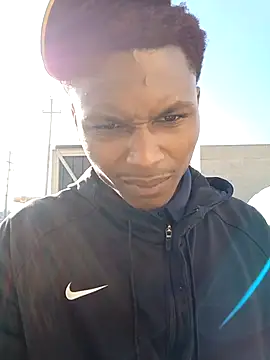 Dropdingo live sex cam