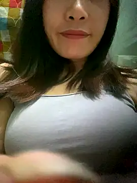 Elysia-007 live sex cam