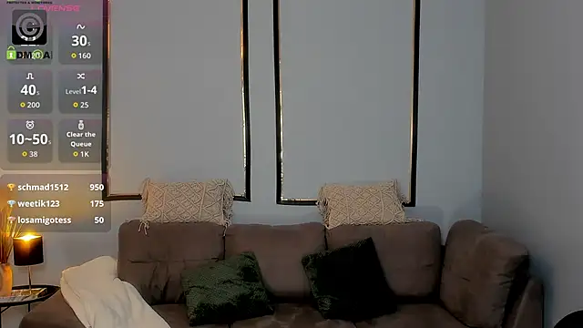 Anya-Ray live sex cam