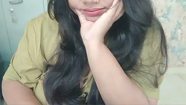 yoursnishaa live sex cam