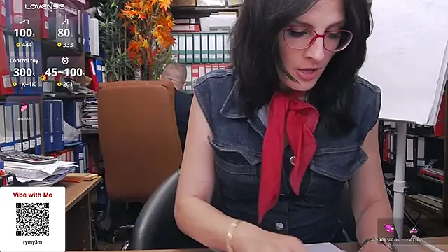 classyladyrellax live sex cam