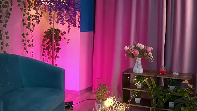 TheAyana live sex cam