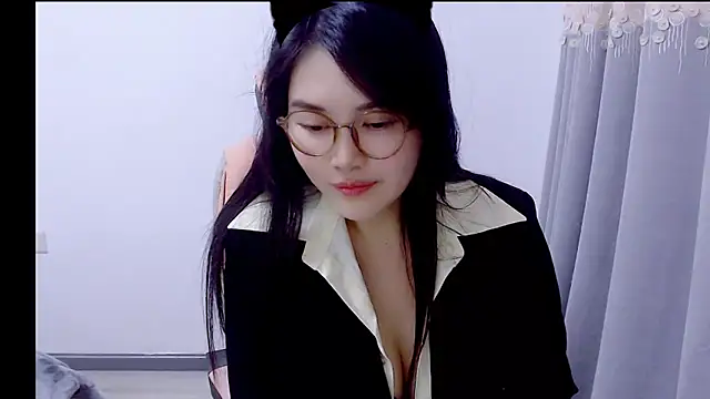 Little-sweet live sex cam