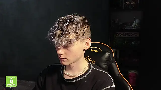 Keytaro live sex cam