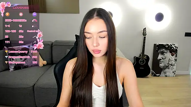 Diana-Delight live sex cam