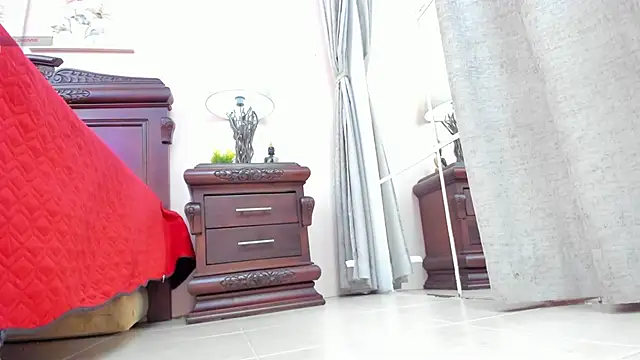 AriSweet live sex cam