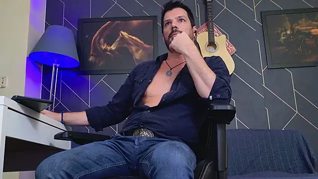 ChrisKox live sex cam