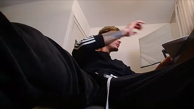 BrandonTate live sex cam