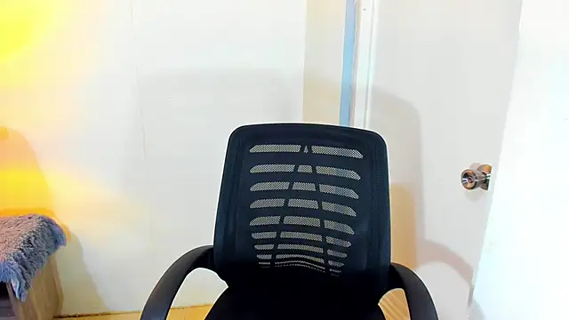 FuckDollNicky live sex cam