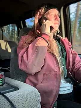 GoldenFlameGoddess live sex cam