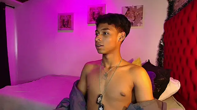 CoffeNaughty_nom live sex cam
