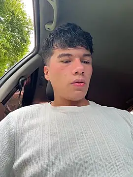 Logan_smith1 live sex cam