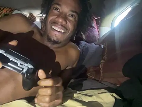 SlimeCrownzOut5 live sex cam