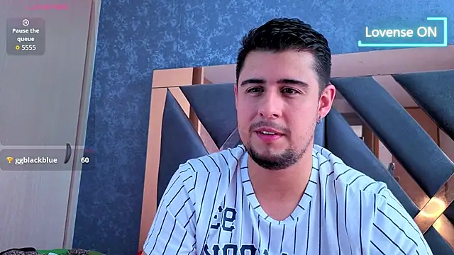 ryan_evanss live sex cam