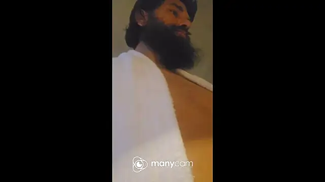 Armyexhibitionistvet live sex cam