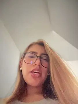 sara_calderon live sex cam