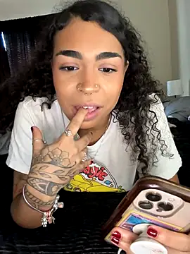 azaraxxxamor live sex cam