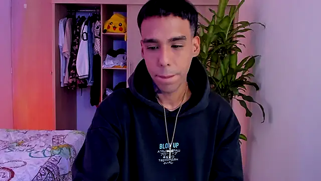 Damianwhite live sex cam