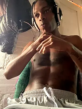 Larry-n-clouds's cam snapshot