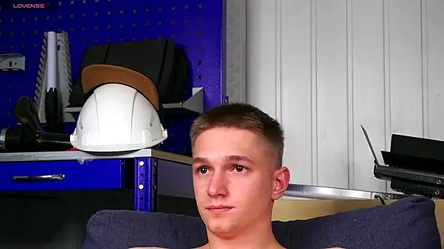 dustyn_fox's cam snapshot