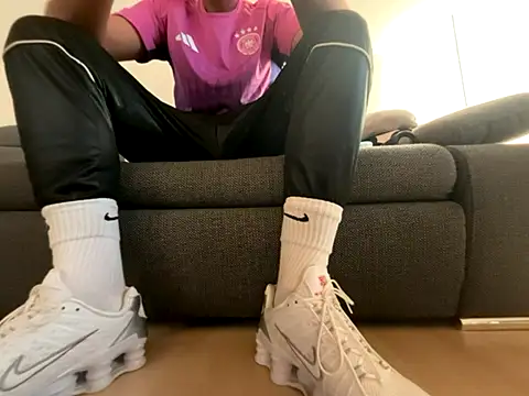 nikeaddicted2's web cam