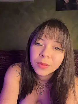 YumiLux live sex cam