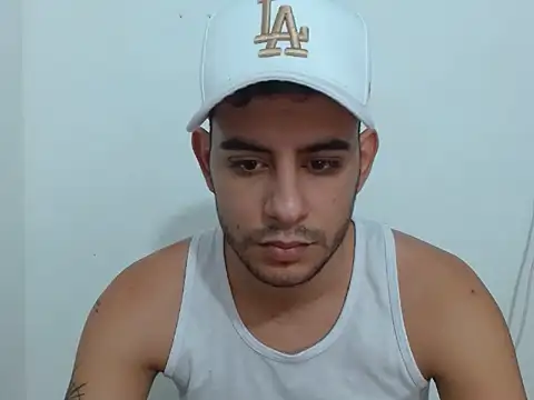 pinky_7's cam snapshot