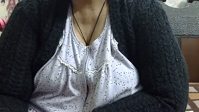 Kavya_XX live sex cam