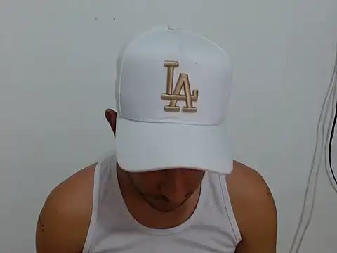 pinky_7's cam snapshot