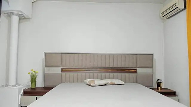 Sierra_Halle live sex cam