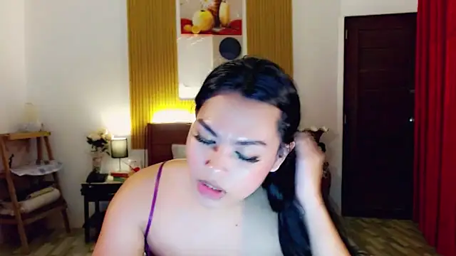 FuckdollLunaxX live sex cam