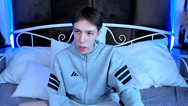 MarkBranston live sex cam