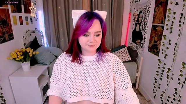 lunaalli live sex cam