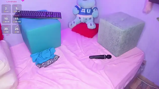 Sara_and_Lion live sex cam