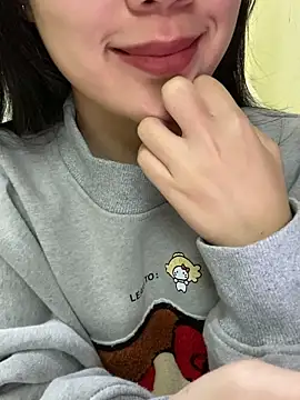 Uyennii02's cam snapshot