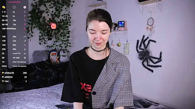 Emmie_shy's cam snapshot