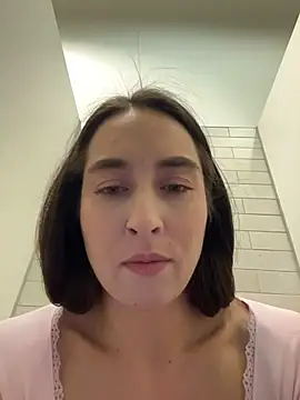 Holly_Play live sex cam