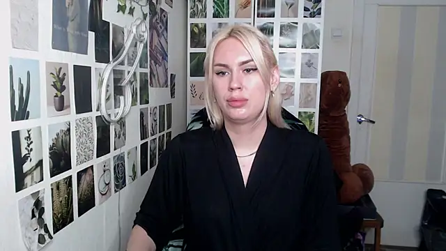 CapriScorpion live sex cam