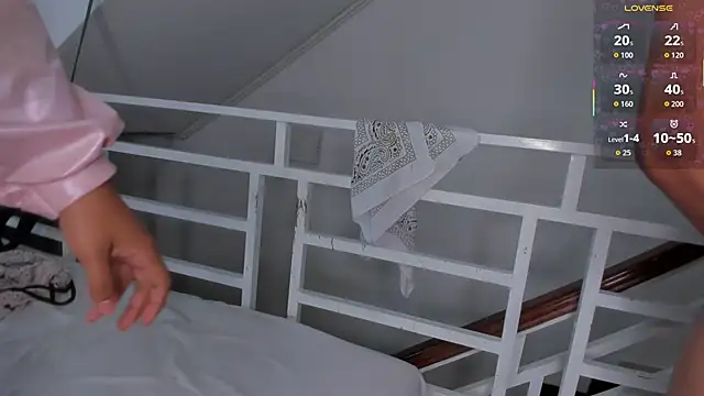 PittAndLunaa live sex cam