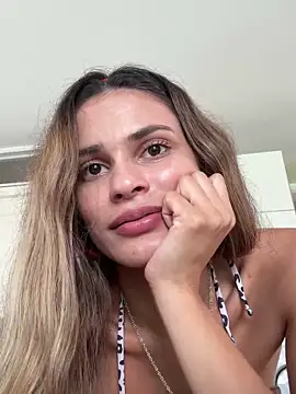 cuteluci_'s cam snapshot