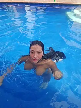 Mavi_roouse_ live sex cam