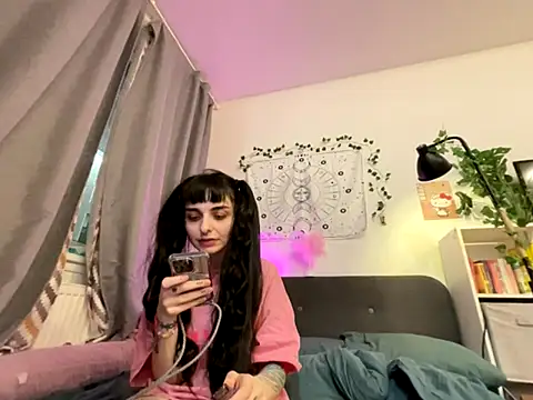 mollydoorsis1's cam snapshot