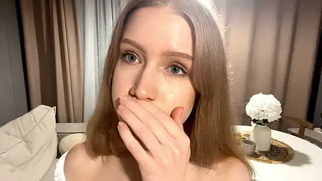 Alice_meow15's cam snapshot