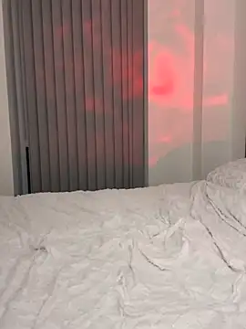 SexySaraxxoo's cam snapshot