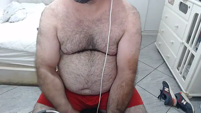 MysterBearMG live sex cam