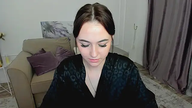 MakeYoueHappy live sex cam