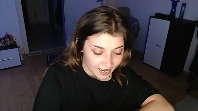 Aliens4twenty's cam snapshot