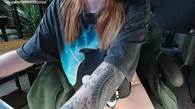 BaddieJoline's cam snapshot